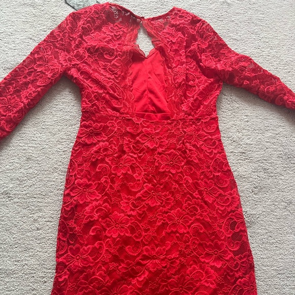 Vero Moda red open back lace dress - Picture 2 of 2